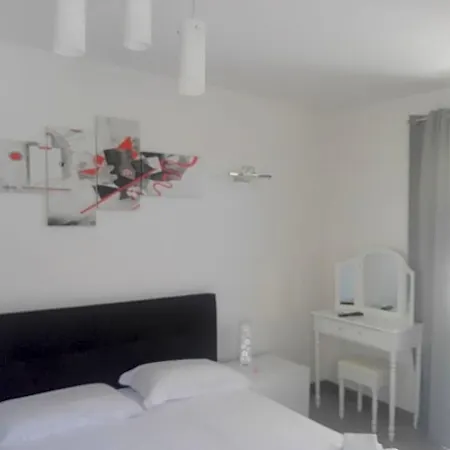 Rosy Oda ve Kahvaltı